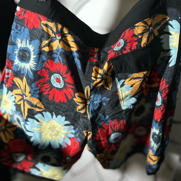 NEW Men’s Missimo Multicolored Tropical Board Shorts Big and Tall Size 40 - Picture 7 of 8